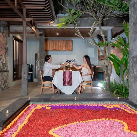 Kusuma Living And Villa Seminyak Bagian luar foto