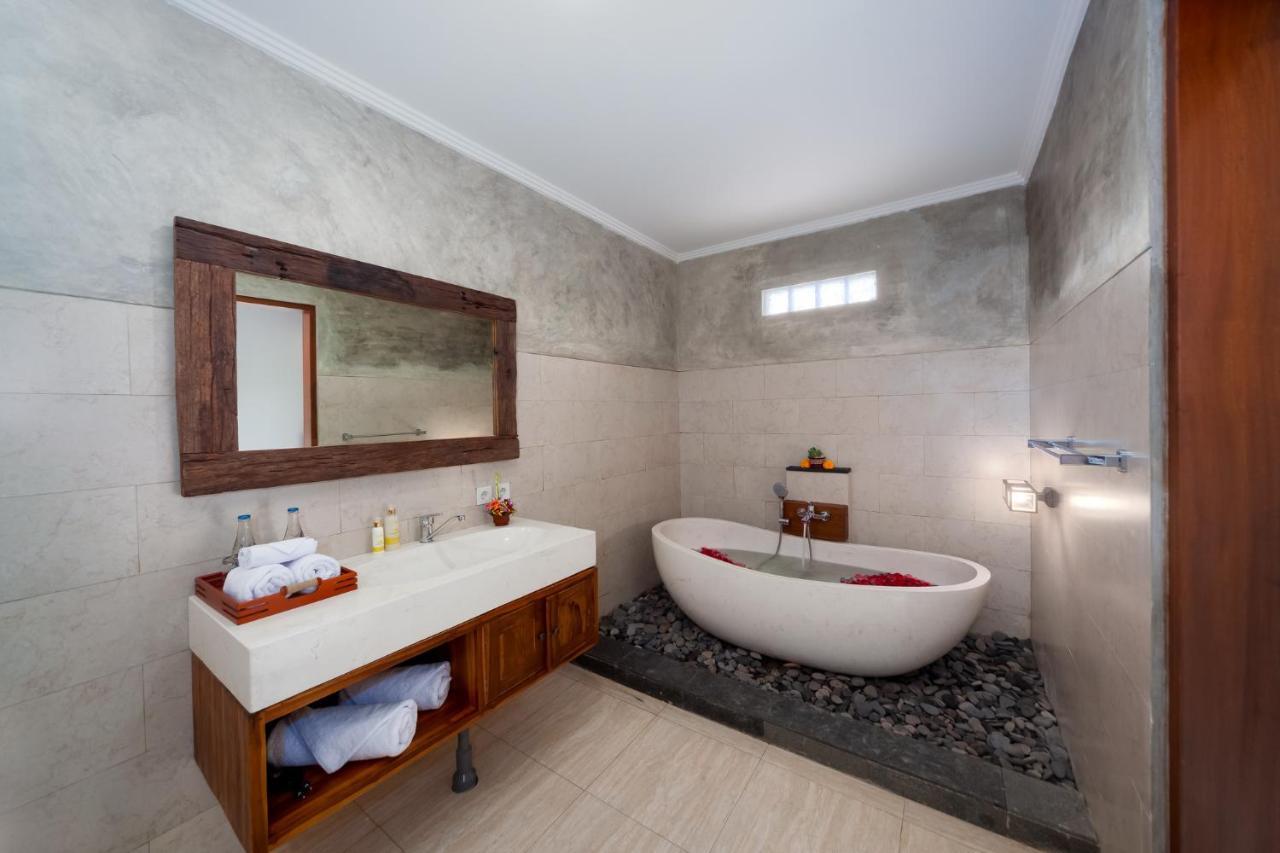 Kusuma Living And Villa Seminyak Bagian luar foto