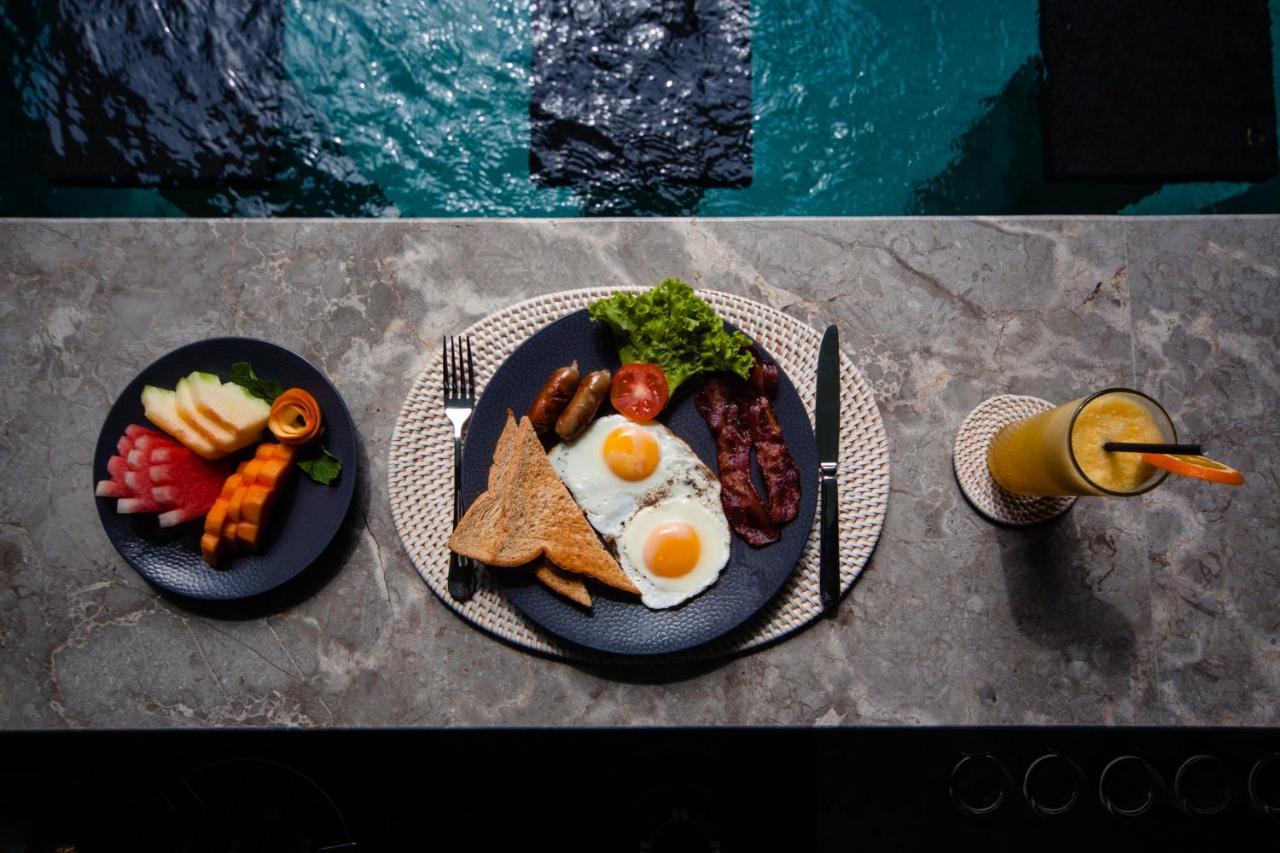 Kusuma Living And Villa Seminyak Bagian luar foto
