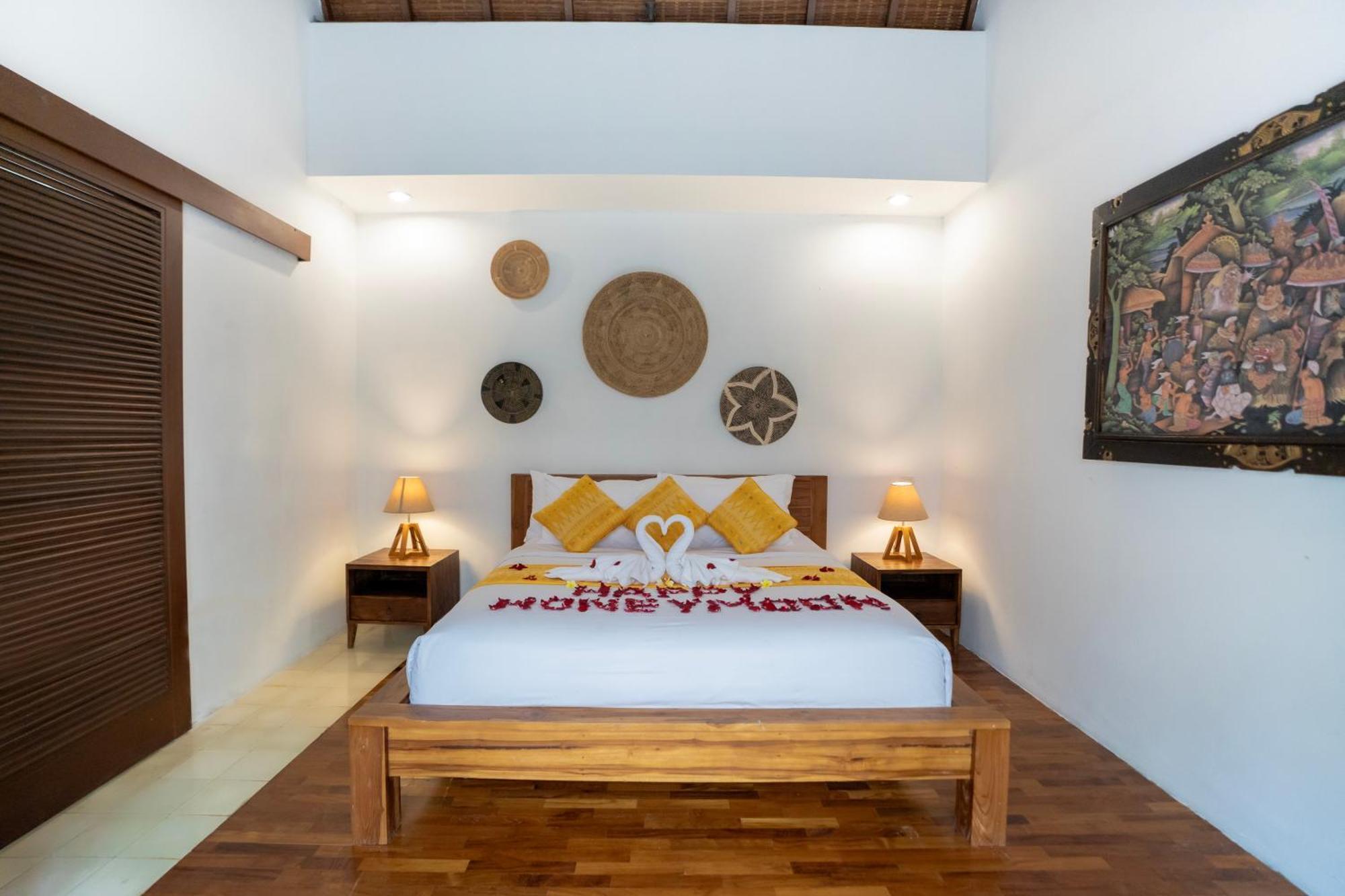 Kusuma Living And Villa Seminyak Bagian luar foto