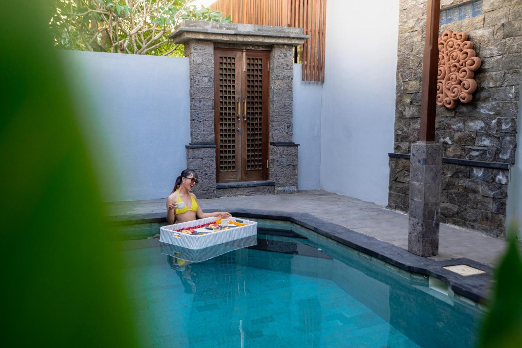 Kusuma Living And Villa Seminyak Bagian luar foto