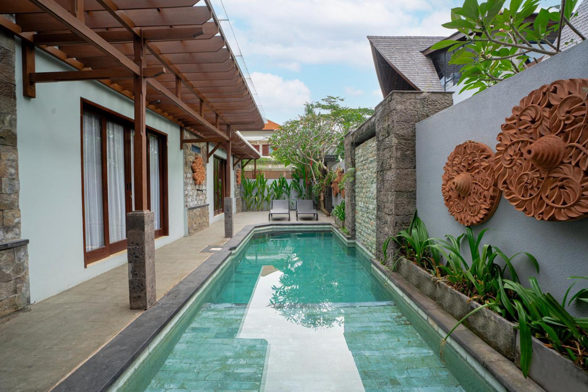 Kusuma Living And Villa Seminyak Bagian luar foto
